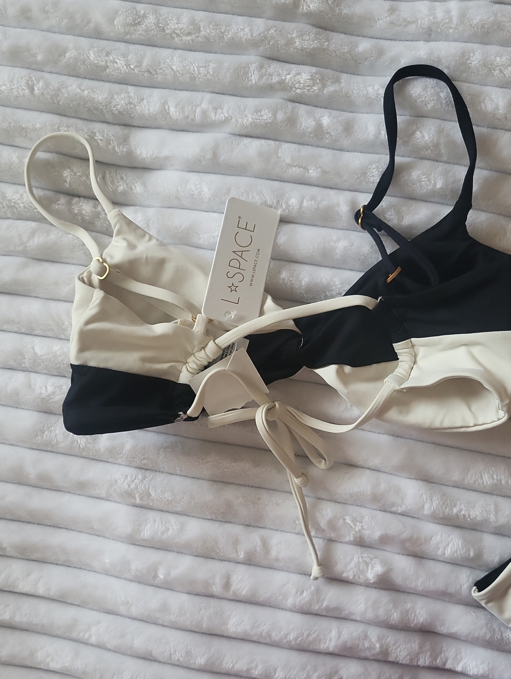 L*Space color-block bikini set black and cream - Picture 8 of 9